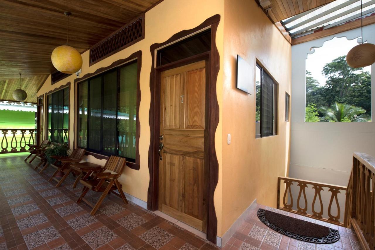 Hotel Sunshine Caribe Puerto Viejo de Talamanca Exterior foto