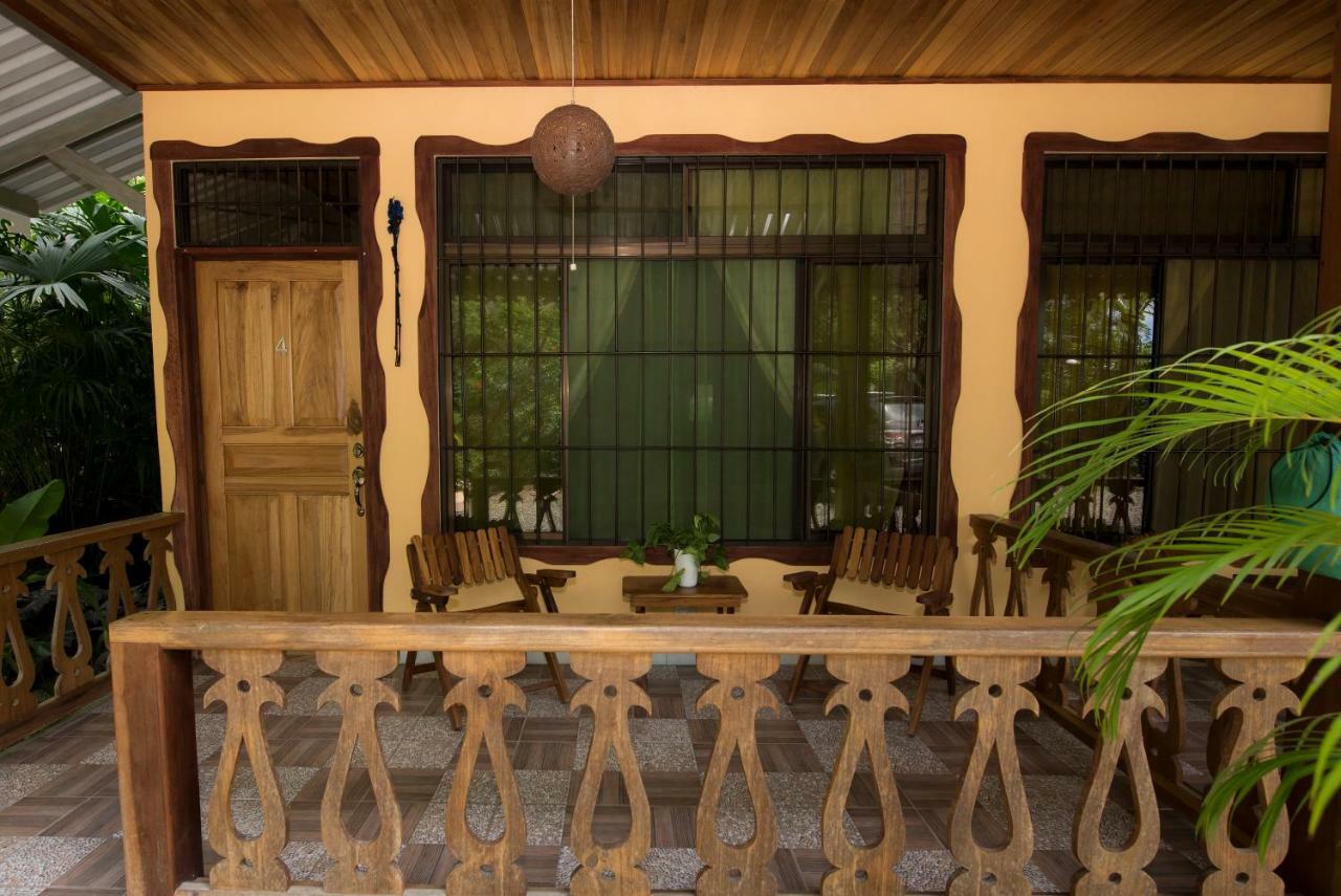 Hotel Sunshine Caribe Puerto Viejo de Talamanca Exterior foto